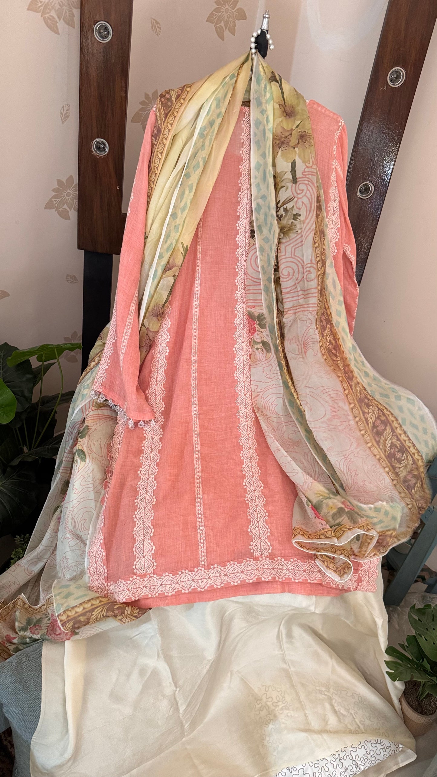 EEF-017 with Pure Silk Dupatta