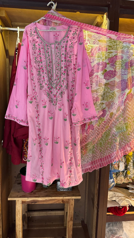 EEF01 - With Dupatta